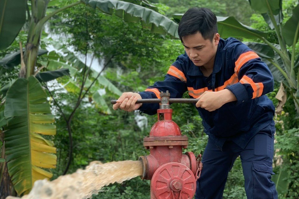 Công an quận Dương Kinh: Điều tra khảo sát nguồn nước chữa cháy và cứu nạn cứu hộ
